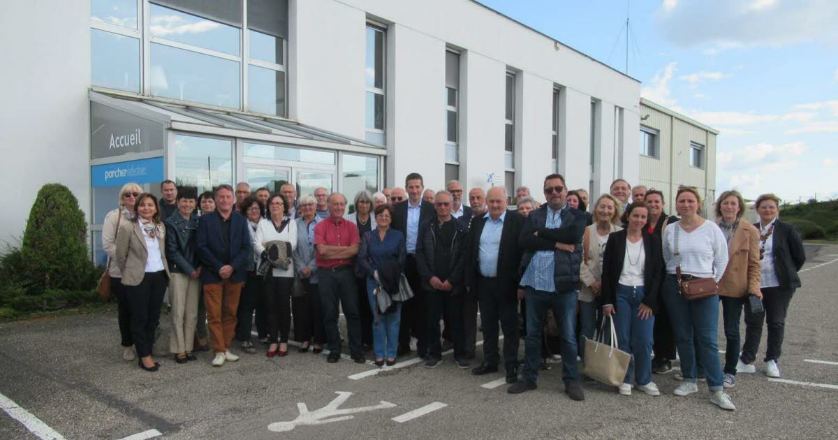 , Châteauvilain Les membres de l’Association des maires et adjoints des cantons de Bourgoin-Jallieu tissent des liens