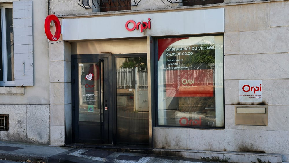 , Marseille : l’incendie d’une agence Orpi provoque une polémique entre Rima Hassan et des élus locaux