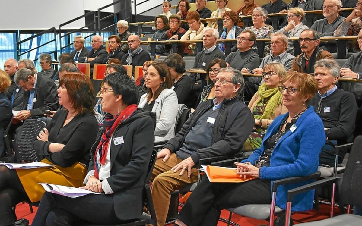 , Vannes. Formation. Des élus 2.0