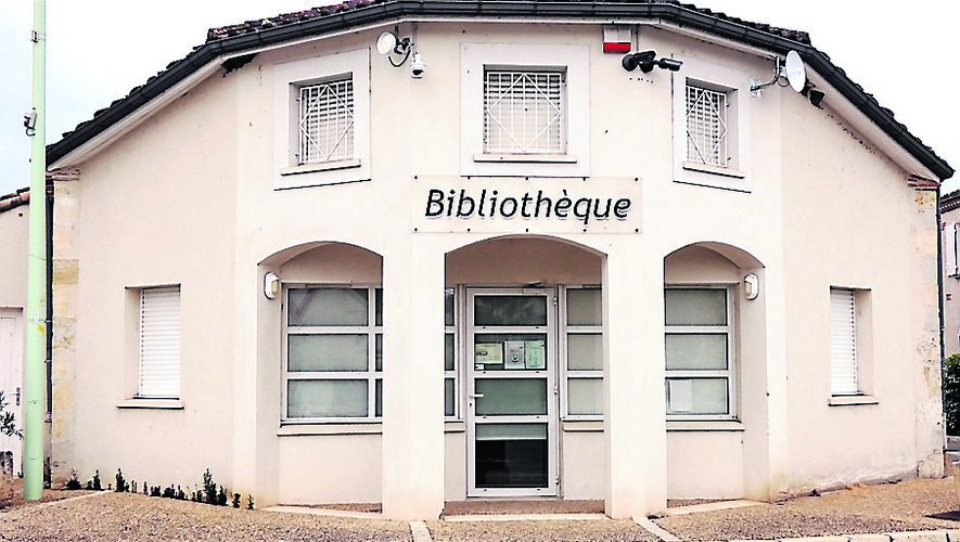 , Bias. Transfert de la bibliothèque après la rentrée