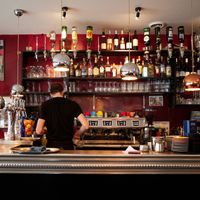 Ce texte permet de simplifier l'ouverture de d&eacute;bits de boisson dans les communes de moins de 3.500 habitants n'en disposant pas.