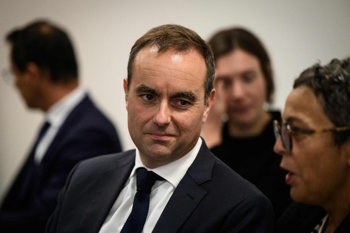 , ANALYSE. Lettre de Lecornu aux élus locaux : une stratégique carte postale