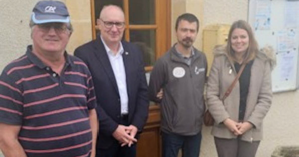 , Saint-Marcel Le sénateur Rietmann échange avec les élus locaux