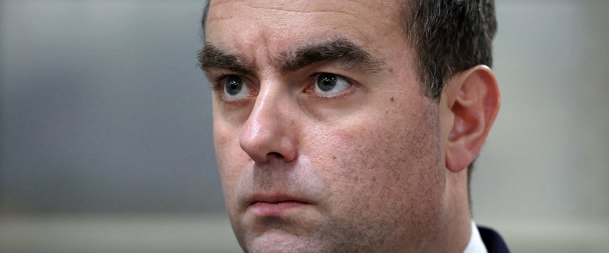, Lecornu, Larcher, Fournier, Gatel, Tabarot, ministres et président d’assemblée face aux attentes des élus locaux à Albi