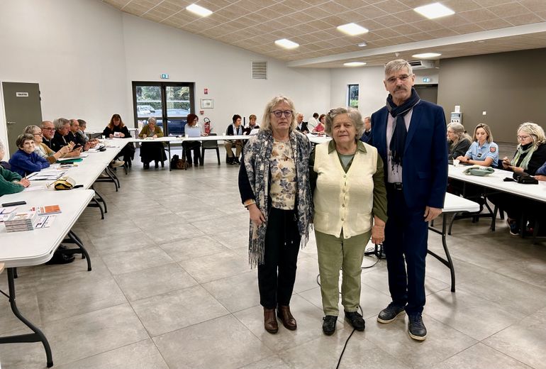 de gauche à droite : Mme Dominique Chappuit, Mme Dominique Roman, Gilbert Guérin
