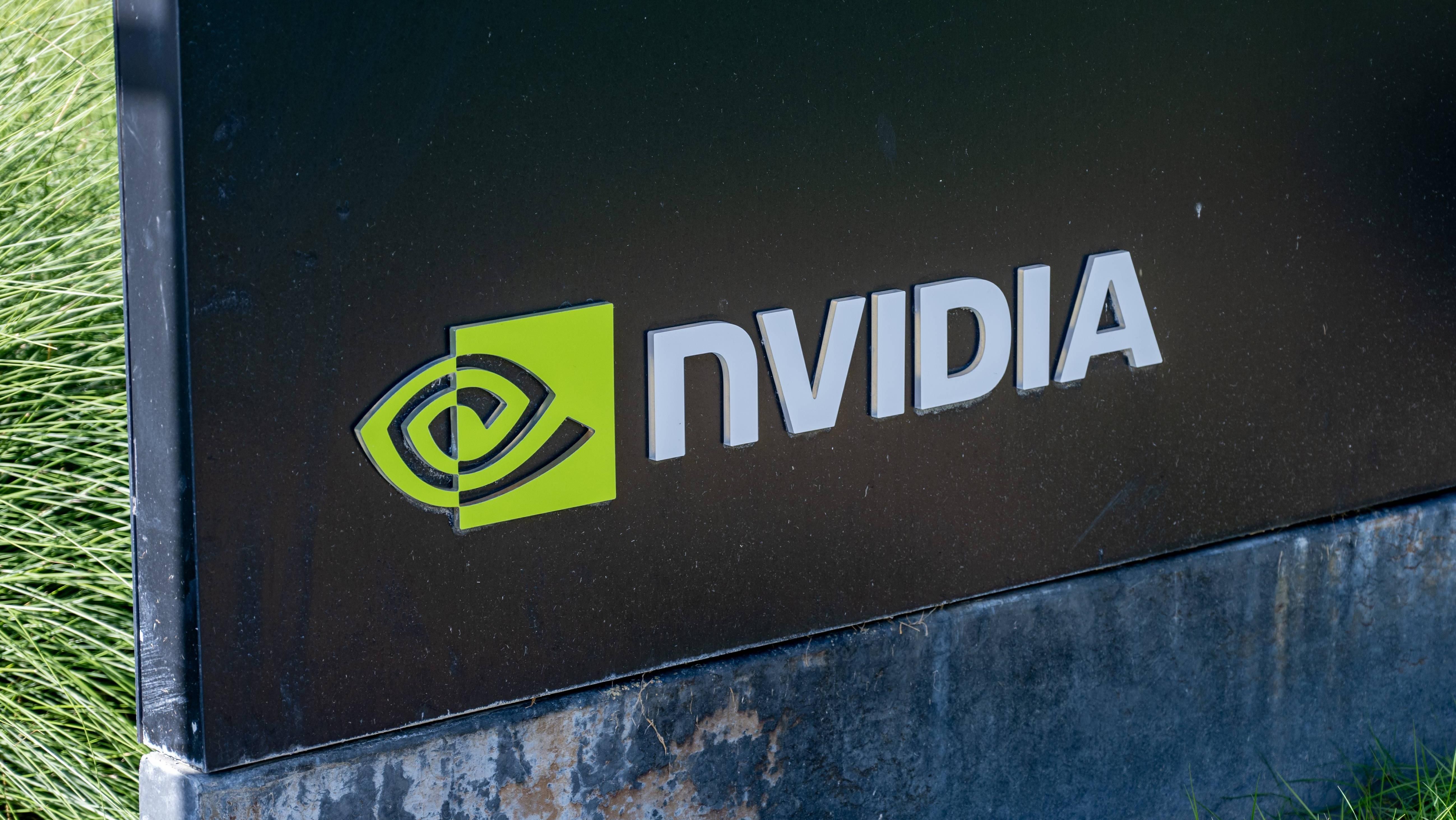 , Trump autorise l’export de puces Nvidia vers Pékin, un texte pour les élus locaux adopté, Renault et Ford s’allient en France… Ça s’est passé cette nuit