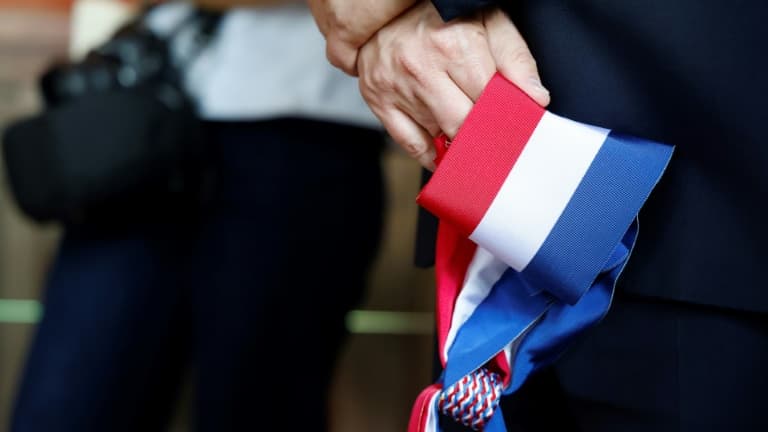 , « Je dois protéger ma famille »: le maire de Moncontour, dans les Côtes-d’Armor, démissionne deux semaines seulement après son élection en raison « d’attaques »