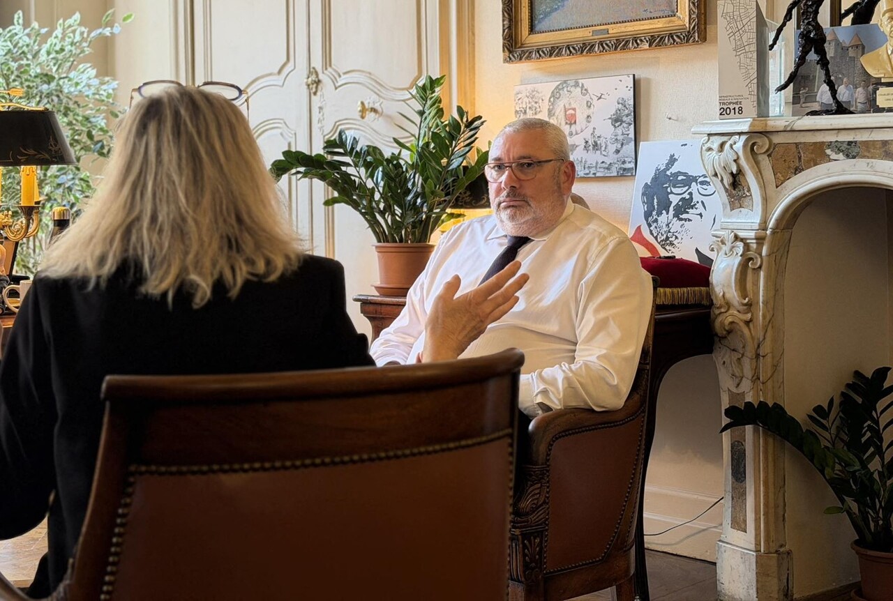, Le maire RN de Carcassonne se retire de l’association des maires de l’Aude, ça change quoi ?