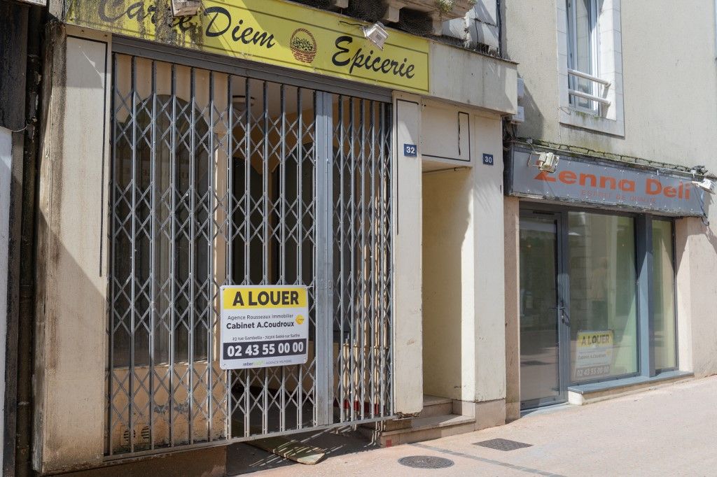, Commerces de proximité : pour une reconquête de nos centres-villes