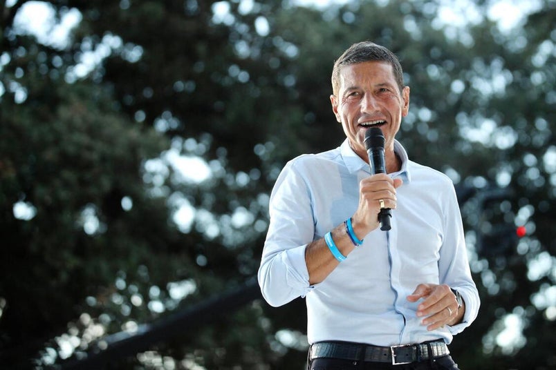 Candidat d&eacute;clar&eacute; &agrave; la pr&eacute;sidentielle, David Lisnard se rendera &agrave; Draguignan en tant que pr&eacute;sident de l&rsquo;Association des maires de France. 